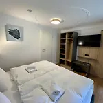Hotel Hopfenhotel Am Adenauerufer 3*