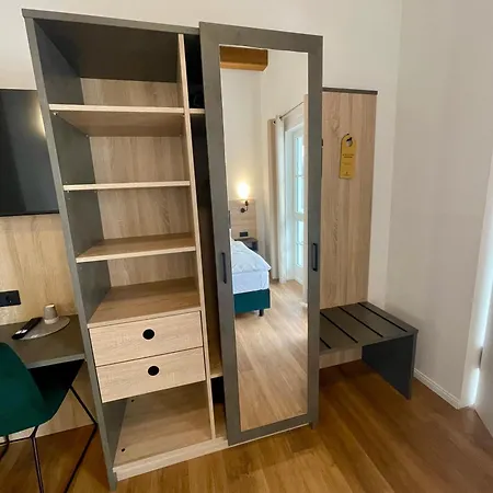 Otel Hopfenhotel Am Adenauerufer