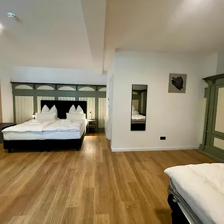 Otel Hopfenhotel Am Adenauerufer