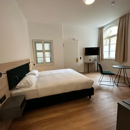 Hopfenhotel Am Adenauerufer