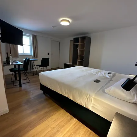 מלון Hopfenhotel Am Adenauerufer באמברג