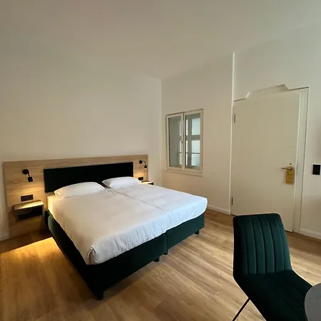 Hopfenhotel Am Adenauerufer *