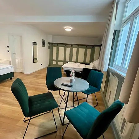 Hopfenhotel Am Adenauerufer מלון 3*