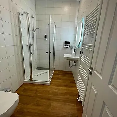 Hotel Hopfenhotel Am Adenauerufer