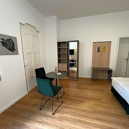 Hopfenhotel Am Adenauerufer Hotel 3*