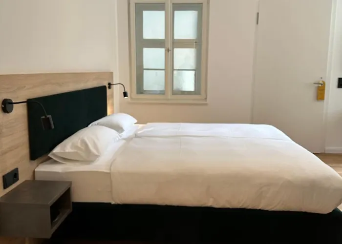 Hopfenhotel Am Adenauerufer Hotel