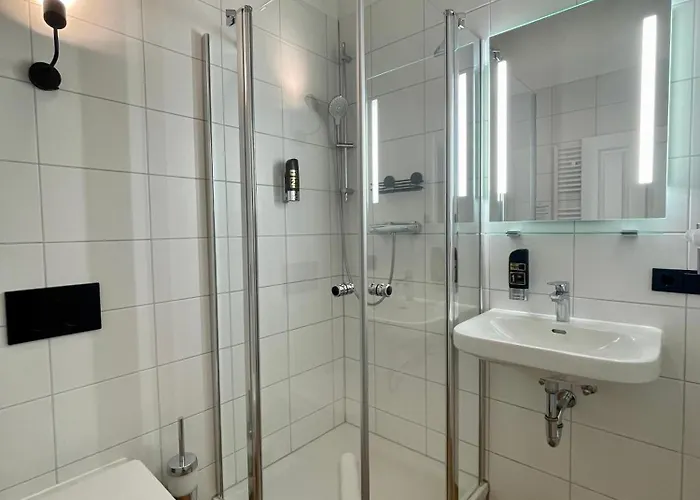 Hopfenhotel Am Adenauerufer Hotel 3*