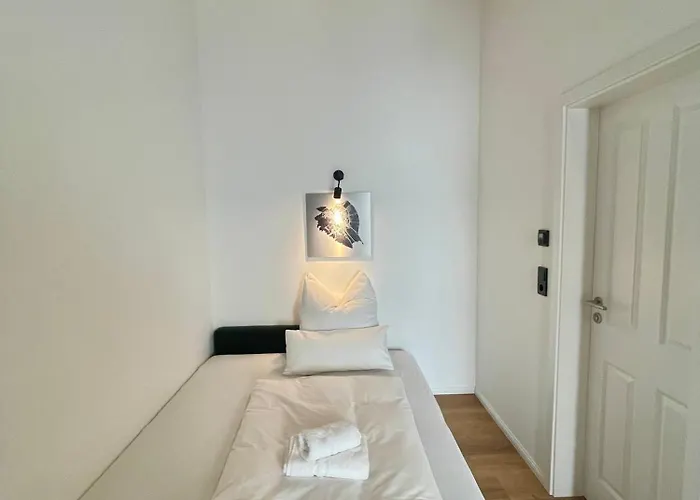 Hotel Hopfenhotel Am Adenauerufer 3*