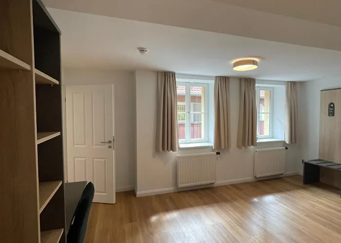 Hopfenhotel Am Adenauerufer 3*